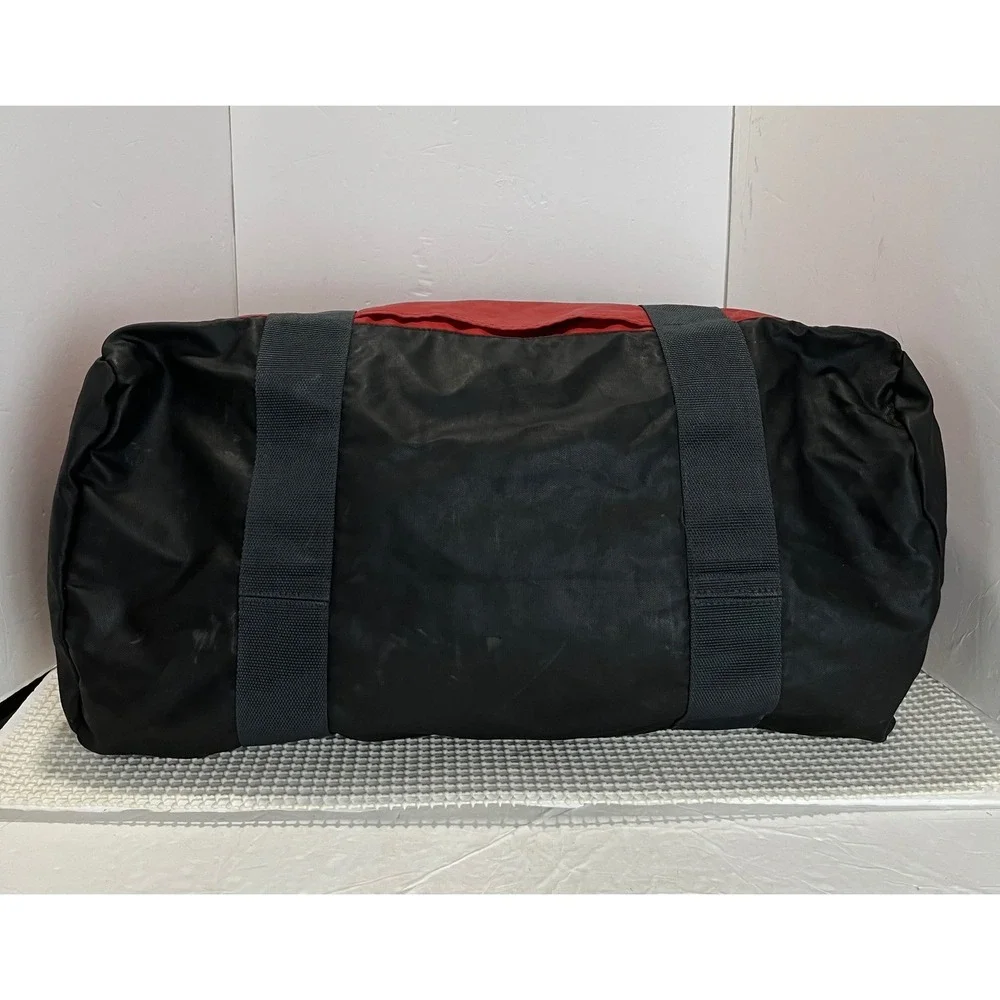 Eagle Creek No Matter What Duffel Medium Red Black Travel Gear Bag